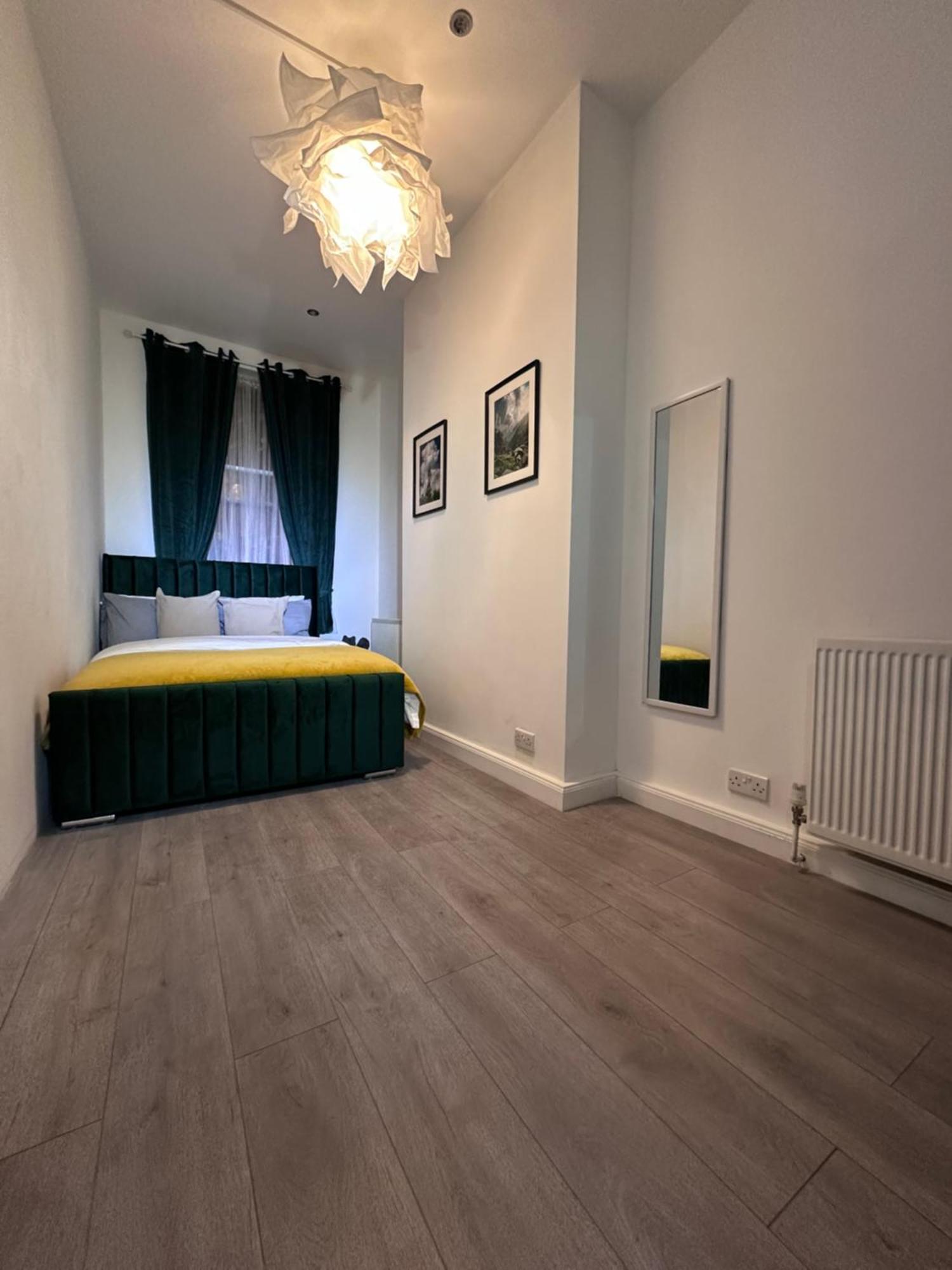 Apartament Shad